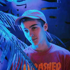 女人与狗乱伦视频
